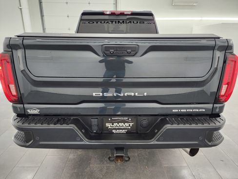 Used 2023 GMC Sierra 3500 Denali w/ Denali Ultimate Package image 31