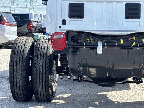 New 2026 RAM 3500 Tradesman w/ Chrome Appearance Group A AWD/4WD image 12