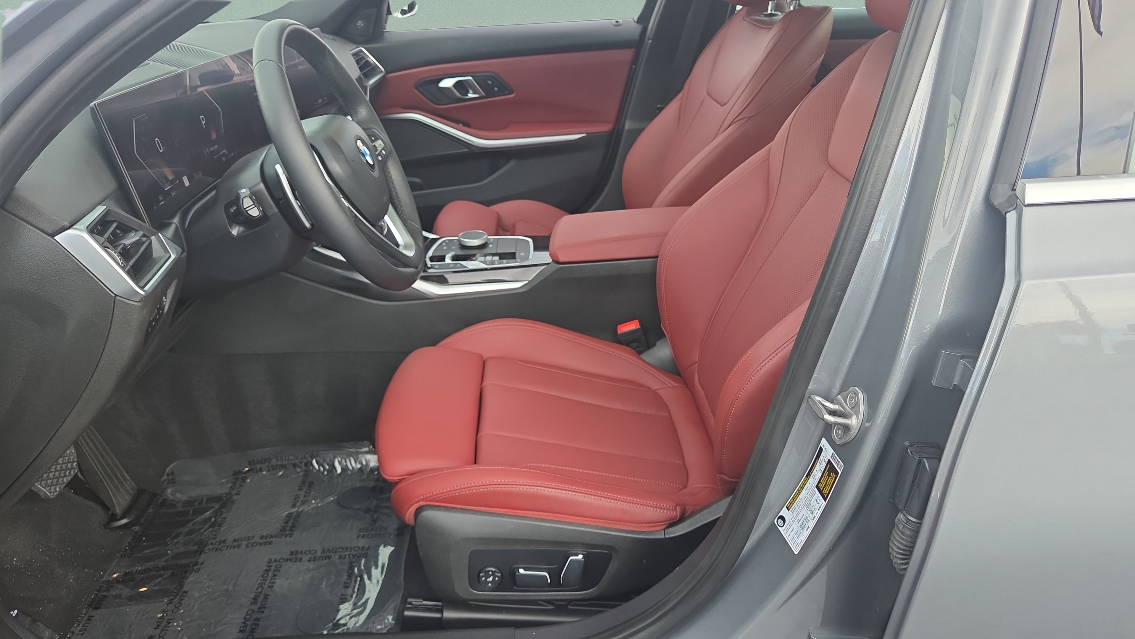 Certified 2024 BMW 330i Sedan w/ Premium Package RWD image 9