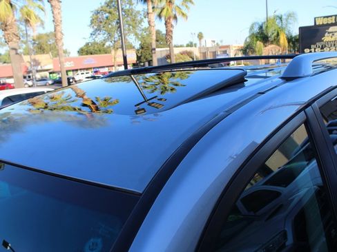 Used 2008 Lexus LX 570 4WD w/ Technology Pkg image 13
