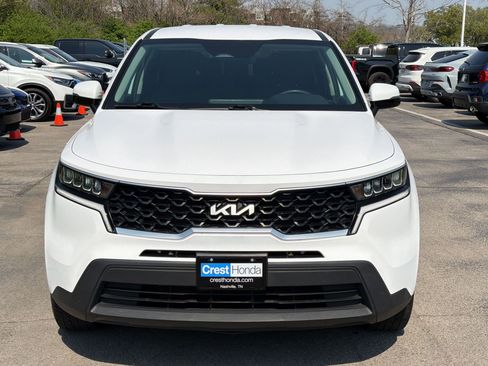 Used 2023 Kia Sorento LX image 6