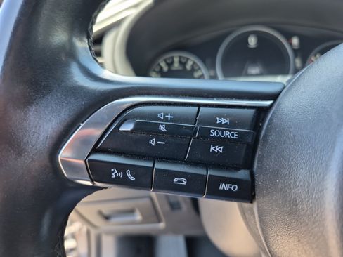 Used 2024 MAZDA MAZDA3 s FWD image 25