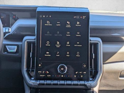 New 2026 GMC Yukon Elevation image 11