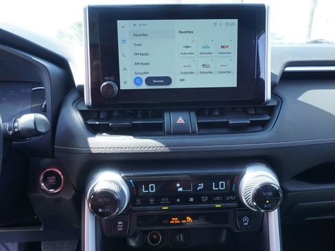 Used 2025 Toyota RAV4 XLE FWD image 19