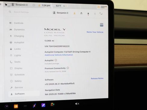 Used 2024 Tesla Model Y Long Range image 20