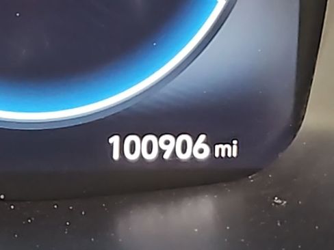 Used 2022 Hyundai Santa Fe Calligraphy w/ Cargo Package image 32