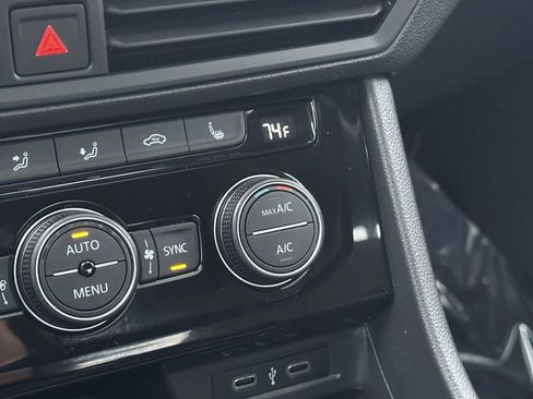 Used 2023 Volkswagen Jetta GLI Autobahn w/ GLI Black Package image 27