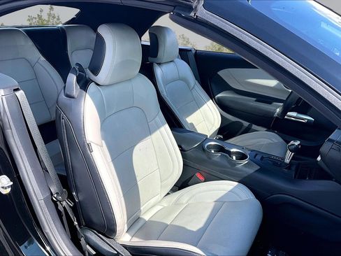 Used 2024 Ford Mustang GT Premium image 7