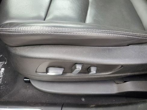 Used 2023 Cadillac XT5 Premium Luxury w/ LPO, Floor Liner Package image 8