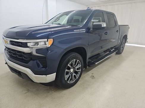 Used 2023 Chevrolet Silverado 1500 LT AWD/4WD image 26