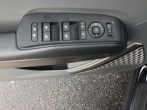 New 2026 Kia EV9 Wind image 8