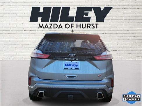 Used 2023 Ford Edge ST image 4