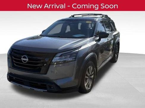 Certified 2023 Nissan Pathfinder SL w/ Black Appearance Package FWD image 1