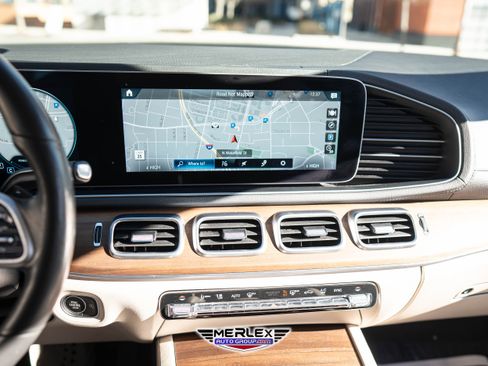 Used 2020 Mercedes-Benz GLS 450 450 4MATIC image 33