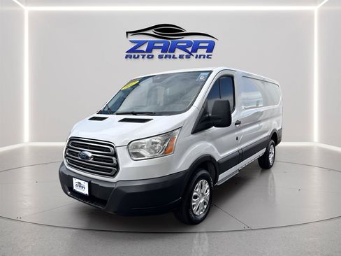 Used 2017 Ford Transit 250 130 Low Roof w/ Exterior Upgrade Package RWD image 2