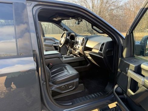 Used 2016 Ford F150 XLT w/ Equipment Group 302A Luxury image 14