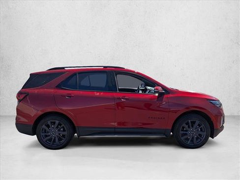 Used 2023 Chevrolet Equinox RS FWD image 4