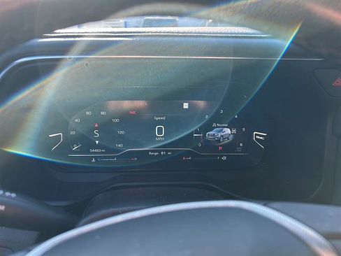 Certified 2022 GMC Yukon XL Denali w/ Denali Premium Package AWD/4WD image 16
