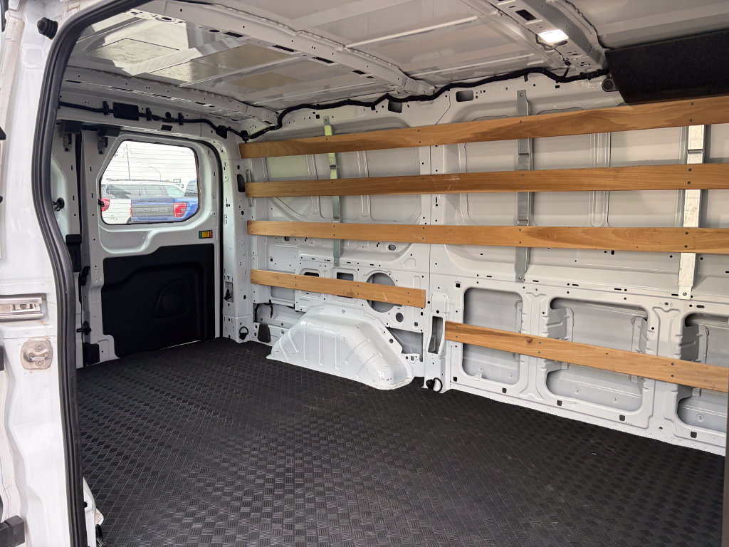 Used 2025 Ford Transit 250 Low Roof w/ Exterior Upgrade Package RWD image 14