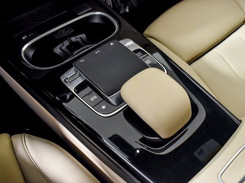 Used 2019 Mercedes-Benz A 220 4MATIC image 26