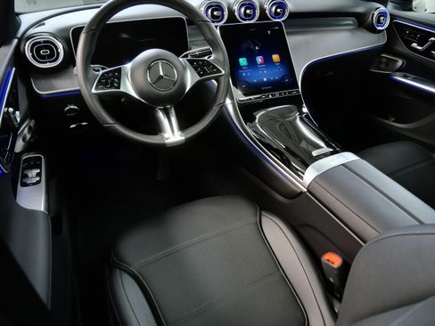 Certified 2026 Mercedes-Benz GLC 300 4MATIC image 2