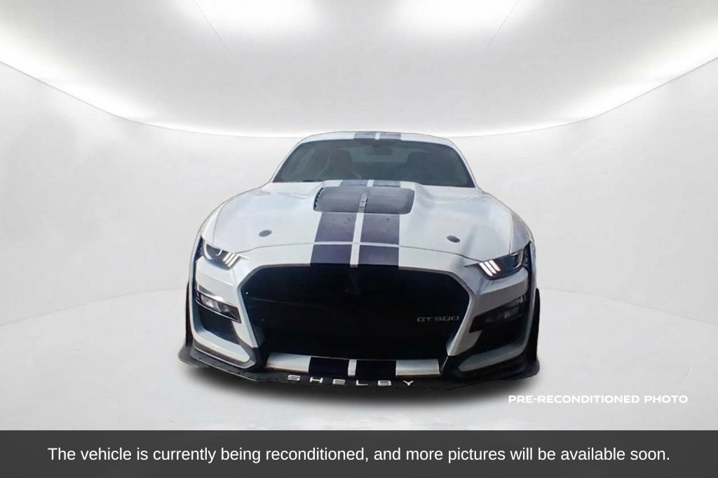Used 2021 Ford Mustang Shelby GT500 w/ Technology Package RWD image 2