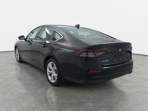 Used 2024 Honda Accord LX image 7