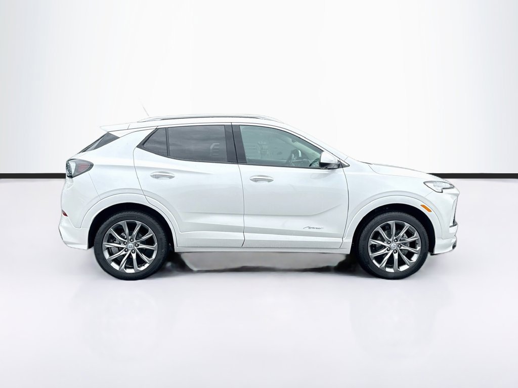 Used 2026 Buick Encore GX Avenir w/ Avenir Technology Package AWD/4WD image 8