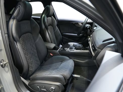 Used 2022 Audi S4 Premium image 33