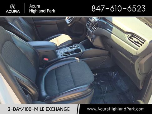 Used 2023 Ford Escape ST-Line FWD image 4