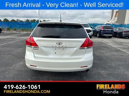 Used 2011 Toyota Venza w/ Convenience Pkg FWD image 4