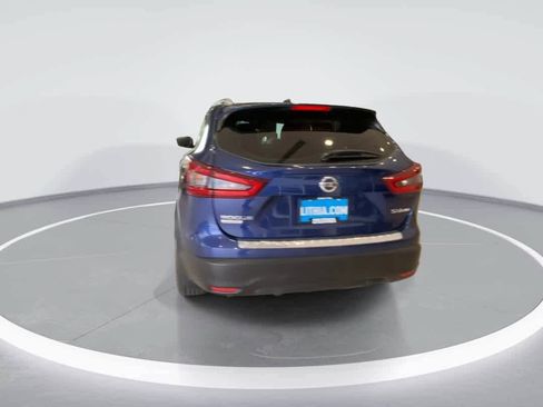 Used 2020 Nissan Rogue Sport SV w/ All-Weather Package AWD/4WD image 7