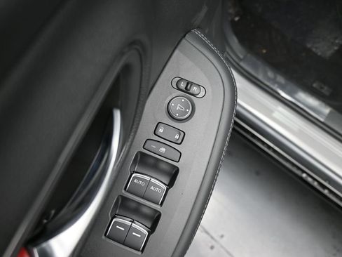 Certified 2026 Honda HR-V EX-L image 31