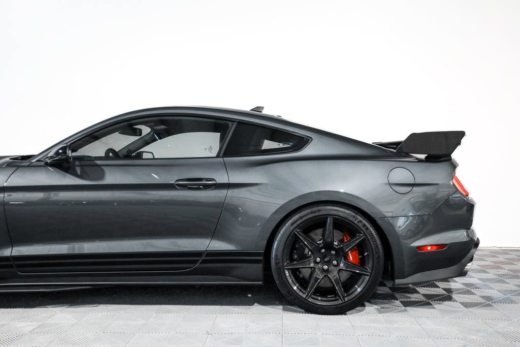 Used 2022 Ford Mustang Shelby GT500 w/ Carbon Fiber Track Pack RWD image 19