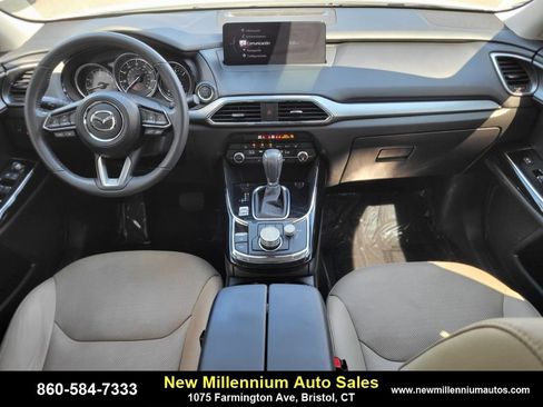 Used 2023 MAZDA CX-9 Touring image 12