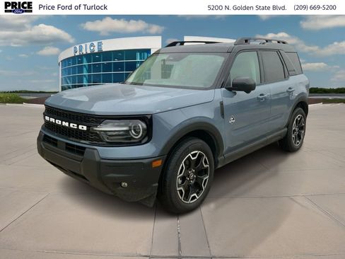 Used 2025 Ford Bronco Sport Outer Banks w/ Outer Banks Tech Package+ image 1