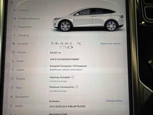 Used 2016 Tesla Model X 75D image 34