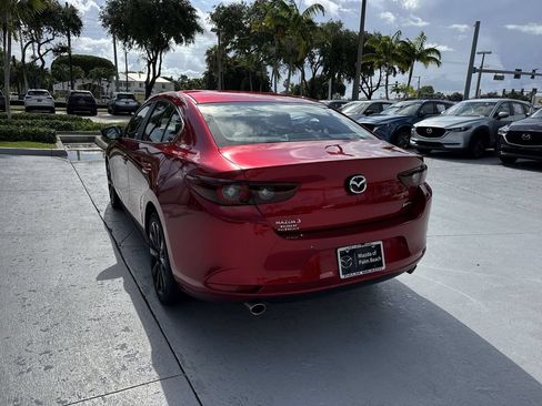 Used 2025 MAZDA MAZDA3 s FWD image 13