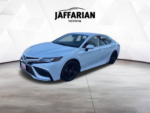 Used 2023 Toyota Camry XSE image 7