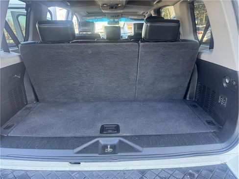 Used 2015 Nissan Armada Platinum image 27