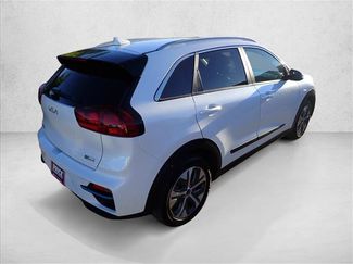Used 2022 Kia Niro EX FWD video 4