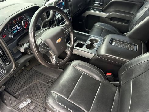 Used 2018 Chevrolet Silverado 1500 LTZ Z71 w/ LTZ Plus Package image 10