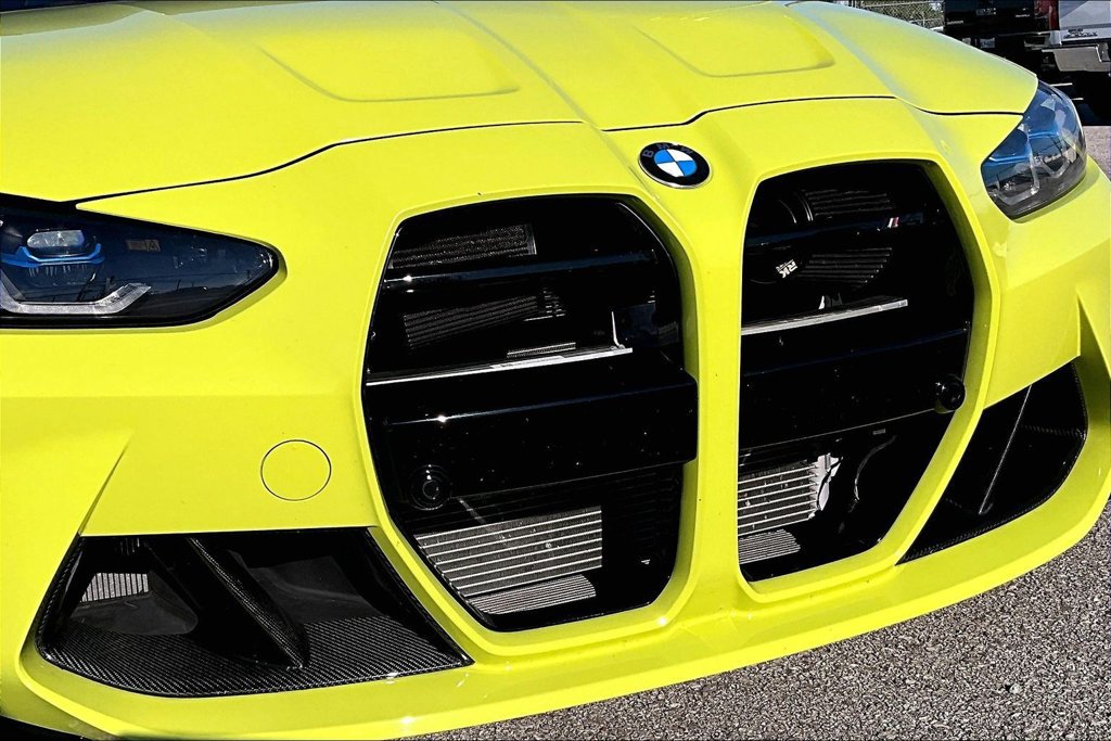 Used 2022 BMW M4 xDrive Competition w/ M Carbon Exterior Package AWD/4WD image 38