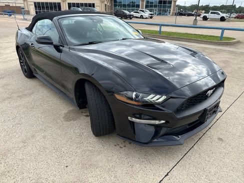 Used 2021 Ford Mustang Premium RWD image 15