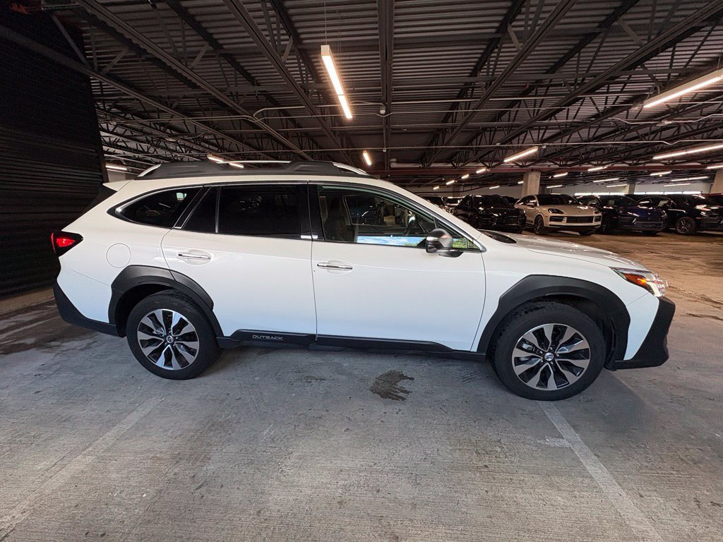 Used 2025 Subaru Outback Touring XT AWD/4WD image 9