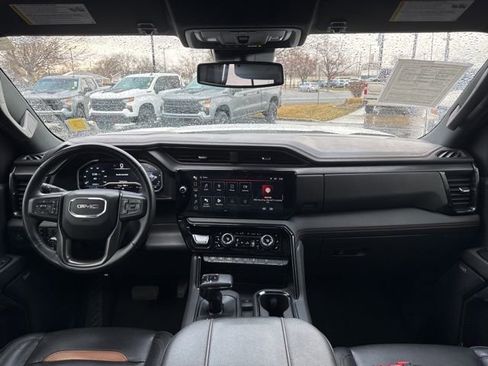 Used 2023 GMC Sierra 1500 AT4 w/ AT4 Premium Package AWD/4WD image 13