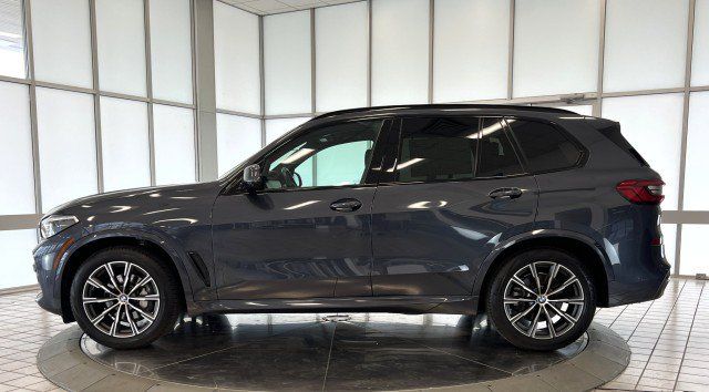 Used 2019 BMW X5 xDrive40i w/ M Sport Package AWD/4WD image 4