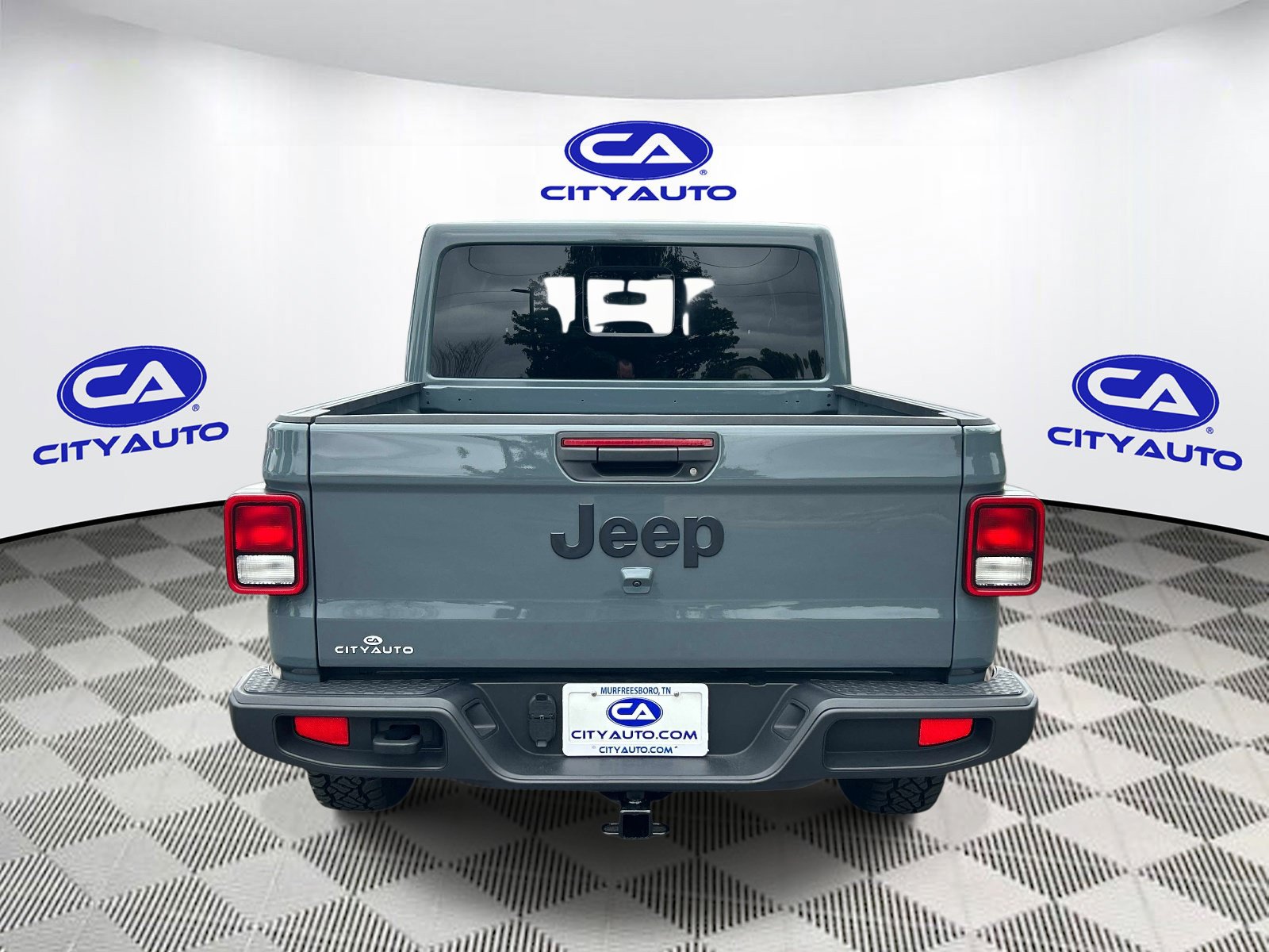 Used 2025 Jeep Gladiator Sport AWD/4WD image 4
