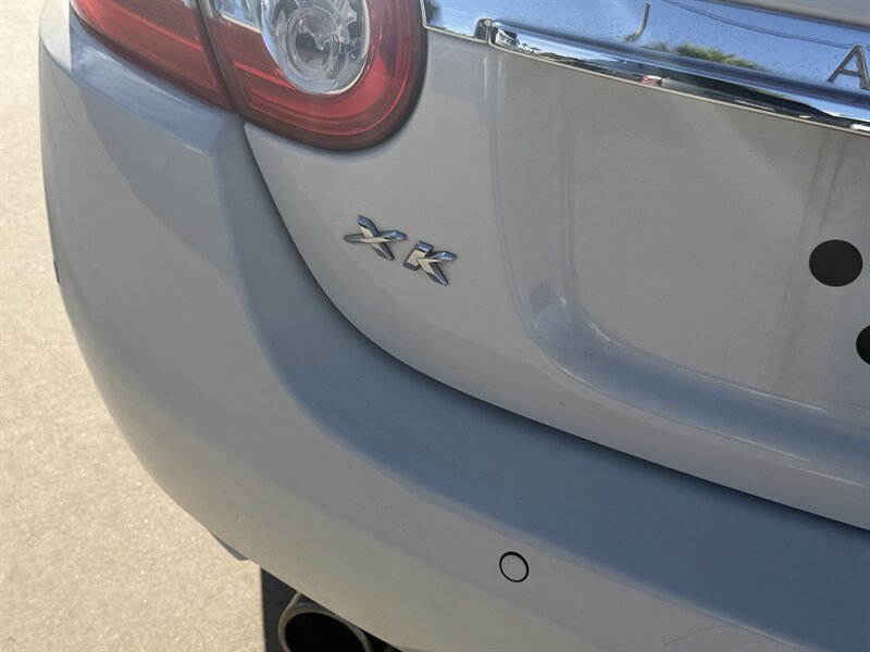 Used 2010 Jaguar XKR R RWD image 5