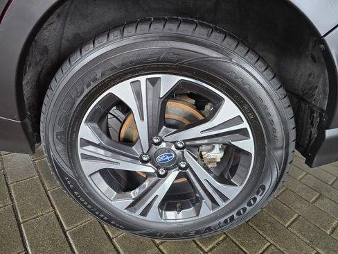 Used 2024 Subaru Crosstrek 2.0i Premium AWD/4WD image 9
